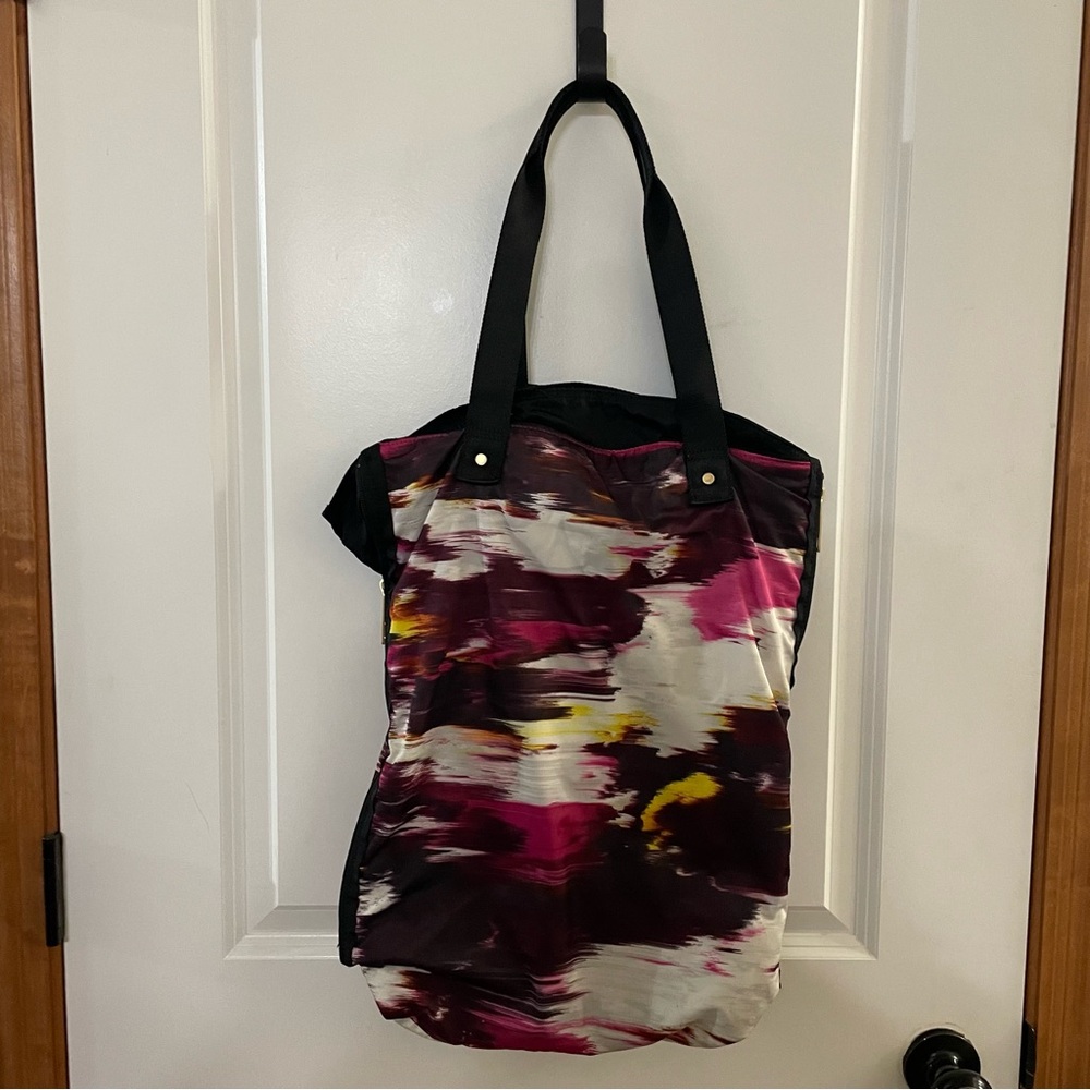 Lululemon Bring it Om Tote